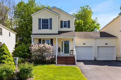311 Abigail Dr, Colchester, VT 05446