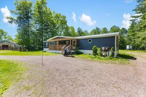 704 Bean Rd, Colchester, VT 05446