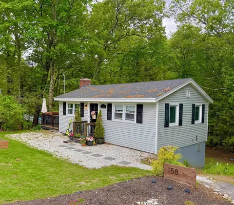 158 Appletree Rd, Auburn, NH 03032