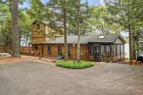 Exterior - 122 Broadside Rd, Wolfeboro, NH 03894 photo 10 of 12