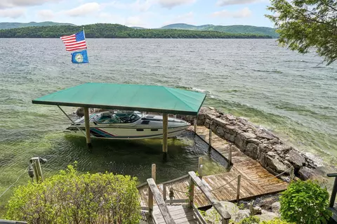 View/Area - 122 Broadside Rd, Wolfeboro, NH 03894 photo 2 of 4