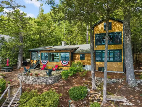 Exterior - 122 Broadside Rd, Wolfeboro, NH 03894 photo 3 of 12