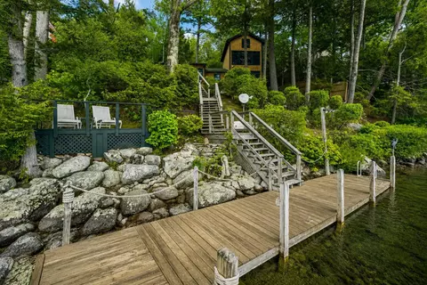 Exterior - 122 Broadside Rd, Wolfeboro, NH 03894 photo 2 of 12