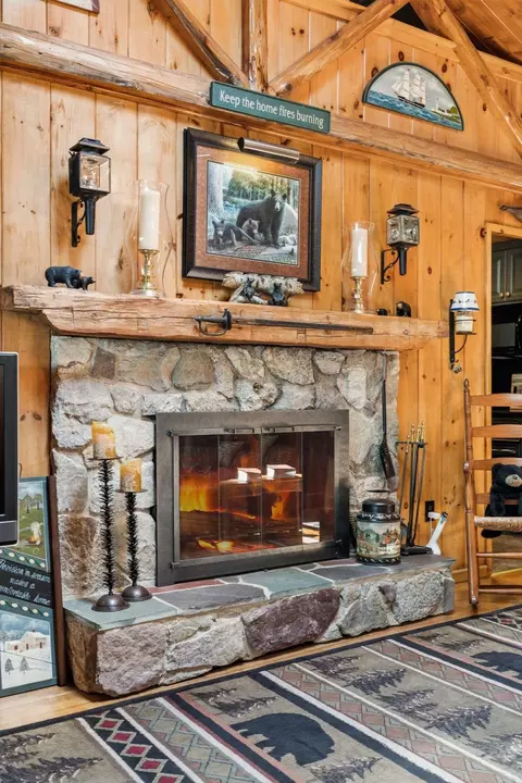 Living - 122 Broadside Rd, Wolfeboro, NH 03894 photo 3 of 3