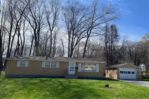 65 Watkins Ave, Rutland, VT 05701