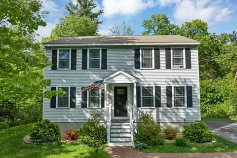 14 Doris Dr, Hooksett, NH 03106