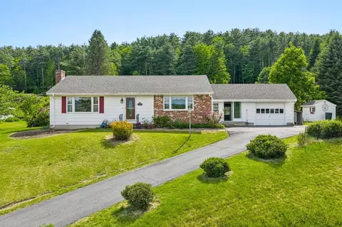 21 Chase Cir, Center Harbor, NH 03226