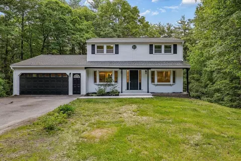 6 Colby Ln, Pelham, NH 03076
