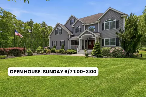 9 Deer Run Rd, Atkinson, NH 03811