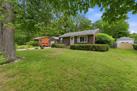 127 Franklin St, Rochester, NH 03867
