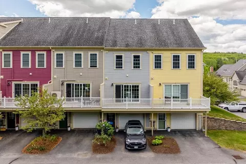 19 Forest Edge Dr, Hanover, NH 03755