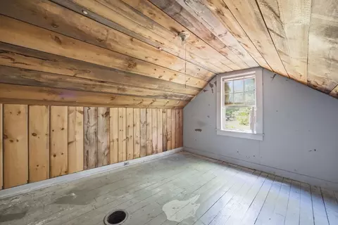 Bedroom - 307 School St, Rumney, NH 03266 photo 7 of 9