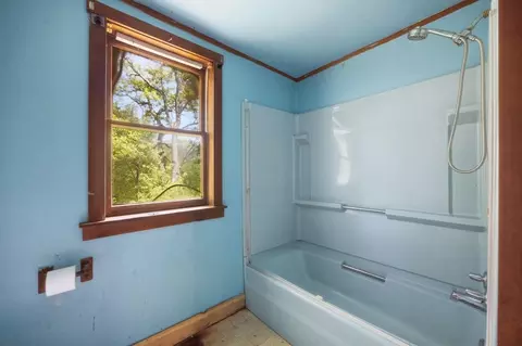 Bath - 307 School St, Rumney, NH 03266 photo 2 of 2