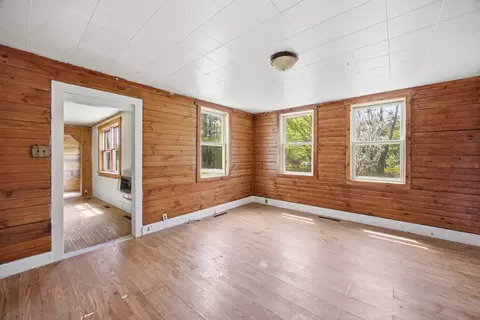 Living - 307 School St, Rumney, NH 03266 photo 7 of 7