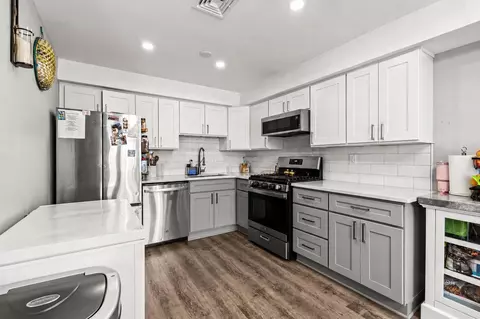 258 Stonebridge Dr, Nashua, NH 03063