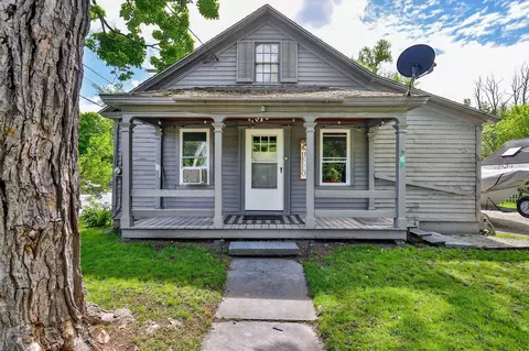 6 Pearl St, Brandon, VT 05733