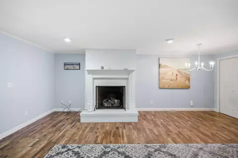 Living - 10 Hampton Towne Est, Hampton, NH 03842 photo 1 of 6