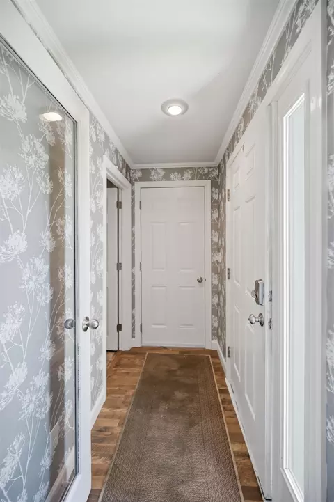 Entry Way - 10 Hampton Towne Est, Hampton, NH 03842 photo 1 of 1