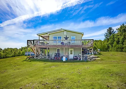 101 Ladd Rd, Wolcott, VT 05680