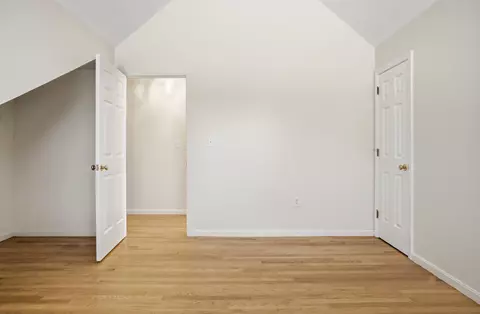 Bedroom - 6 Meadowood Dr, Exeter, NH 03833 photo 3 of 5