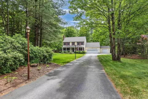 5 Captain Danforth Ln, Amherst, NH 03031
