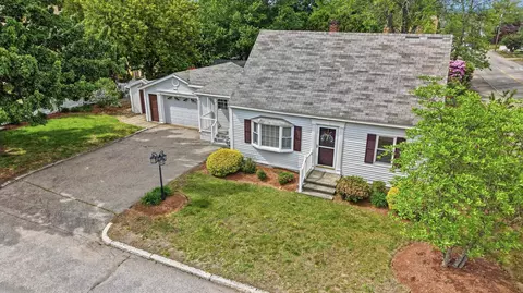 220 Norfolk St, Manchester, NH 03103