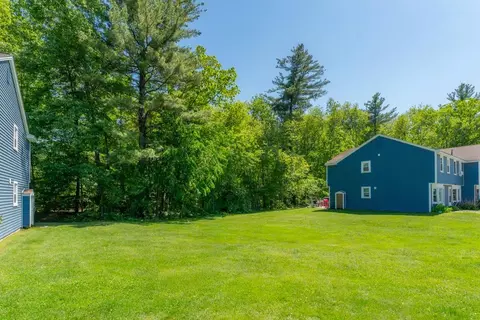 Exterior - 111 Stonegate Ln, Derry, NH 03038 photo 3 of 6