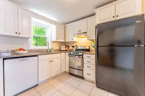 Kitchen - 111 Stonegate Ln, Derry, NH 03038 photo 2 of 3