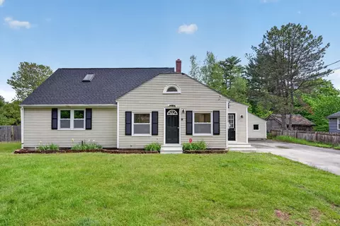 96 Salmon Falls Rd, Rochester, NH 03868