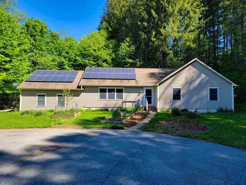 58 Tuckaway Ln, Northfield, VT 05663
