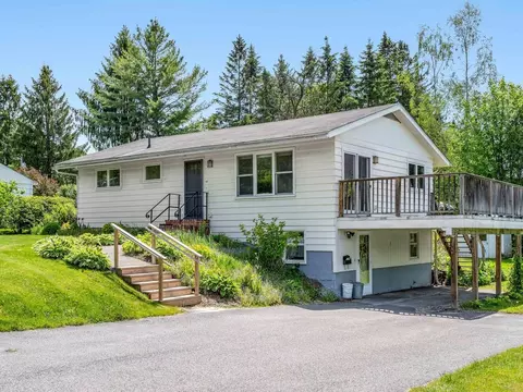 48 Colonial Dr, Montpelier, VT 05602