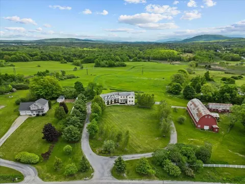 413 Hibbard Rd, Milton, VT 05468