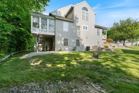 Exterior - 20 Centerview Rd, Atkinson, NH 03811 photo 4 of 6