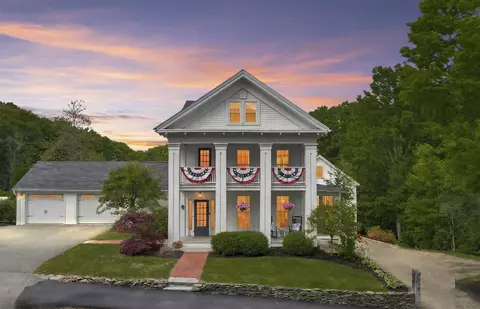 153 N Main St, Wolfeboro, NH 03894