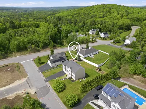 View/Area - 317 University Cir, Hooksett, NH 03106 photo 2 of 3