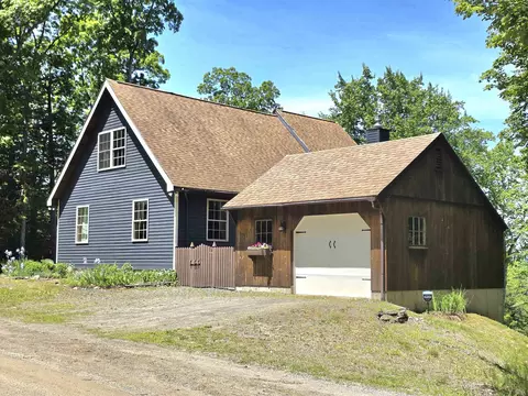 136 School Marm Ln, Townshend, VT 05353