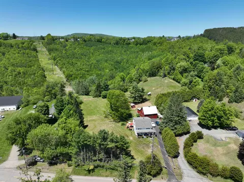 View/Area - 736 Pleasant St, Newport, VT 05855 photo 2 of 5