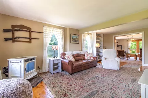 Living - 736 Pleasant St, Newport, VT 05855 photo 1 of 5
