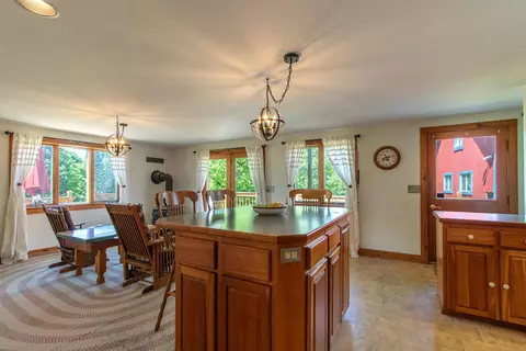 Dining - 736 Pleasant St, Newport, VT 05855 photo 1 of 1