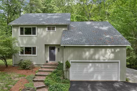 208 Liberty Hill Rd, Bedford, NH 03110
