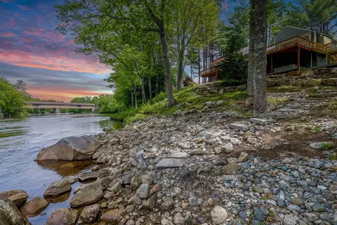 38 Canoe Run Rd, Campton, NH 03223
