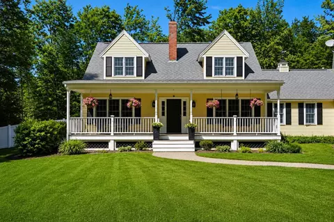 Exterior - 302 Forest Rd, Lyndeborough, NH 03082 photo 2 of 16