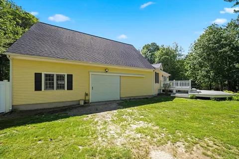 Exterior - 302 Forest Rd, Lyndeborough, NH 03082 photo 8 of 16