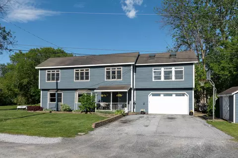 51 Rice Rd, Georgia, VT 05478