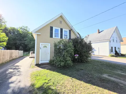 28 Mill St, Belmont, NH 03220
