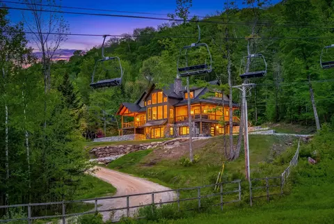 112 Snowbridge Rd #L3, Ludlow, VT 05149