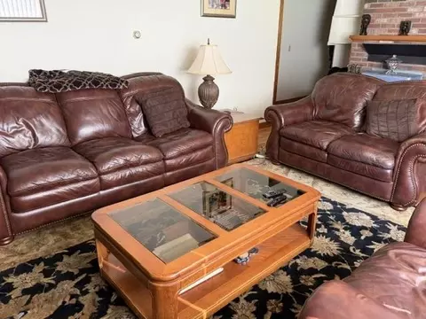 Living - 22 Lawrence Hts, Jericho, VT 05465 photo 1 of 4