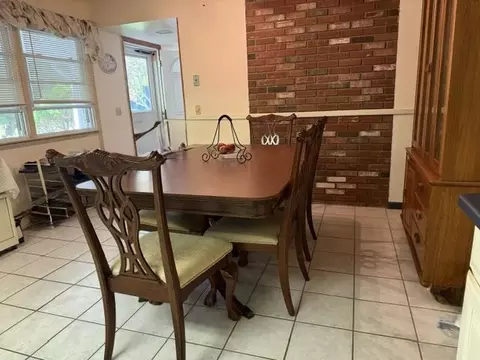 Dining - 22 Lawrence Hts, Jericho, VT 05465 photo 3 of 3