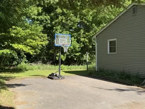 Exterior - 22 Lawrence Hts, Jericho, VT 05465 photo 5 of 13