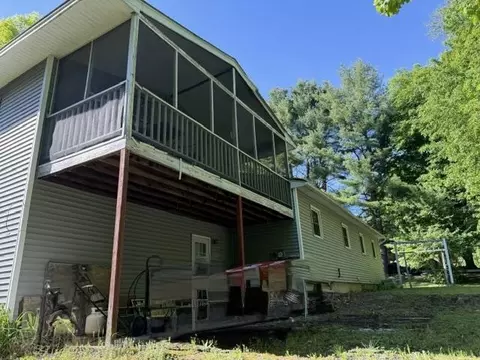 Exterior - 22 Lawrence Hts, Jericho, VT 05465 photo 6 of 13